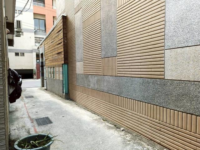 東區透天-4